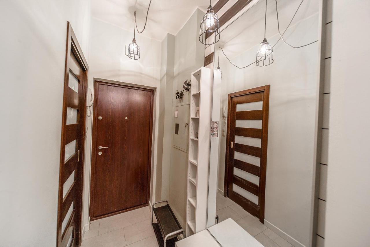 Charming And Cozy-Golden Apartments-City Center&K3 Варшава Экстерьер фото